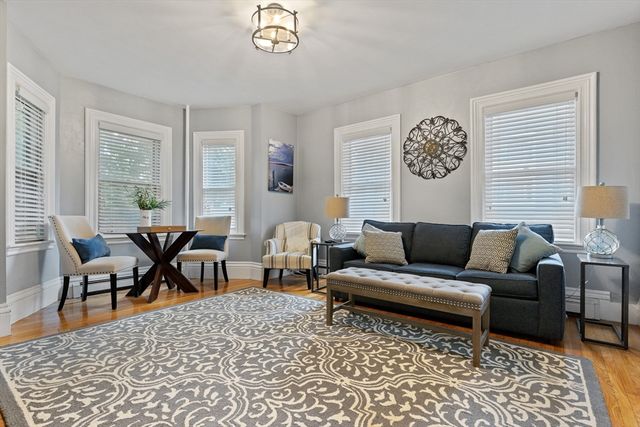 13 Saint James Street 1, Newton, MA 02458