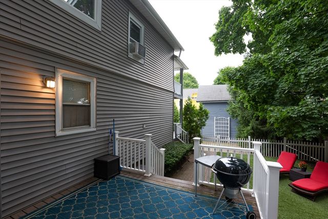 13 Saint James Street 1, Newton, MA 02458