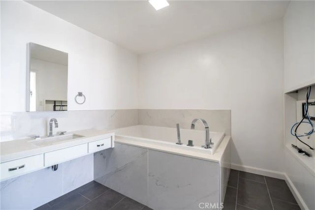 531 Esplanade 713, Redondo Beach, CA 90277