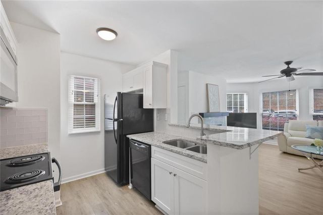 102 Hawkstone Way, Alpharetta, GA 30022