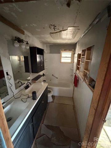 89 Whippoorwill Road, Brevard, NC 28712