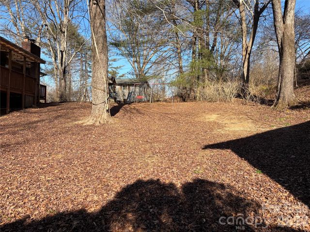 89 Whippoorwill Road, Brevard, NC 28712