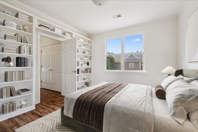 932 HARBOR VIEW DR, Memphis, TN 38103