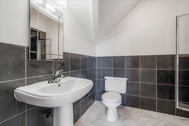 932 HARBOR VIEW DR, Memphis, TN 38103