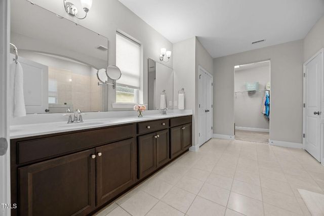 1233 Elk Falls Drive, Wendell, NC 27591