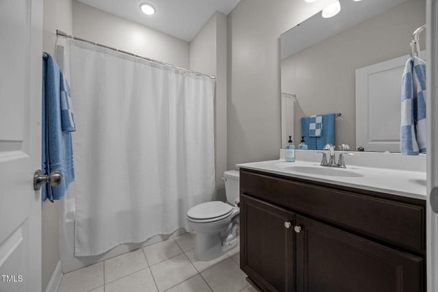 1233 Elk Falls Drive, Wendell, NC 27591