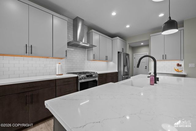11810 E Apple Circle, Palmer, AK 99645