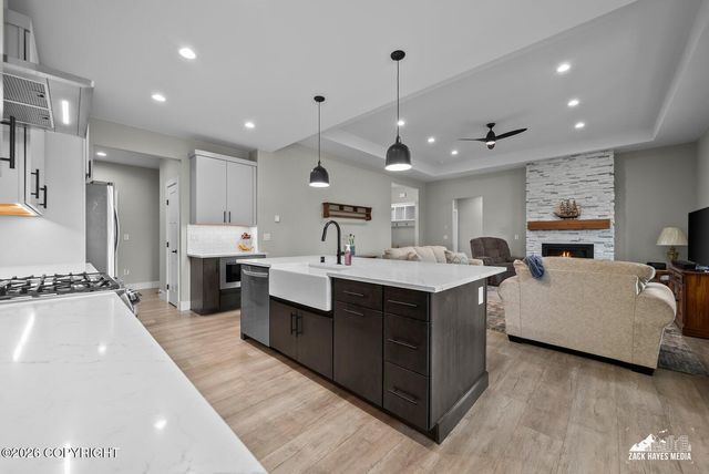 11810 E Apple Circle, Palmer, AK 99645
