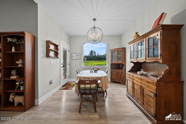 11810 E Apple Circle, Palmer, AK 99645