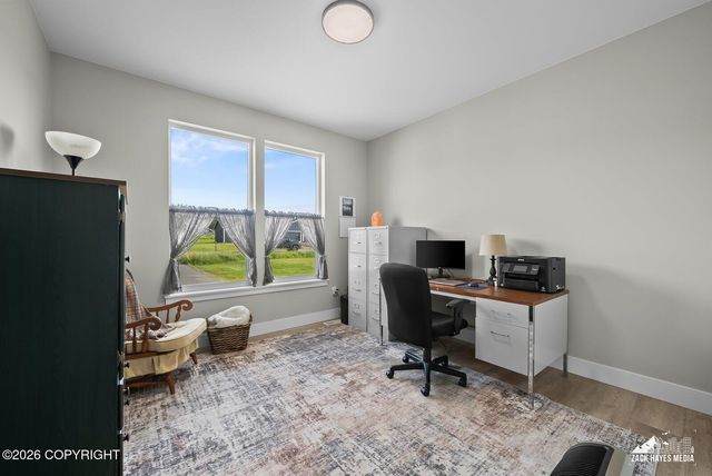 11810 E Apple Circle, Palmer, AK 99645
