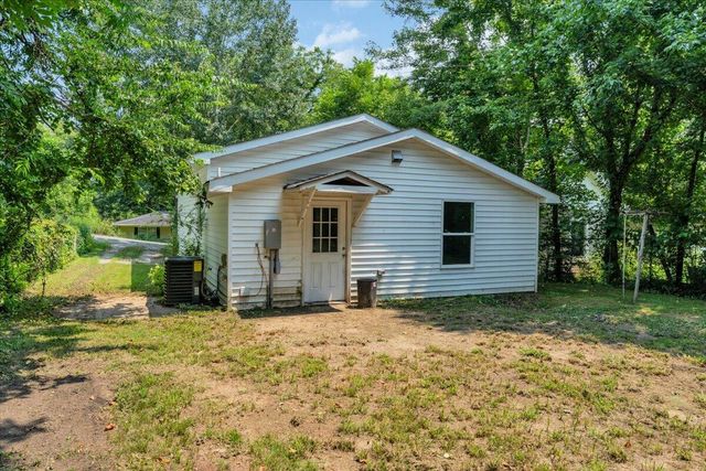 131 Raulstontown Road, South Pittsburg, TN 37380