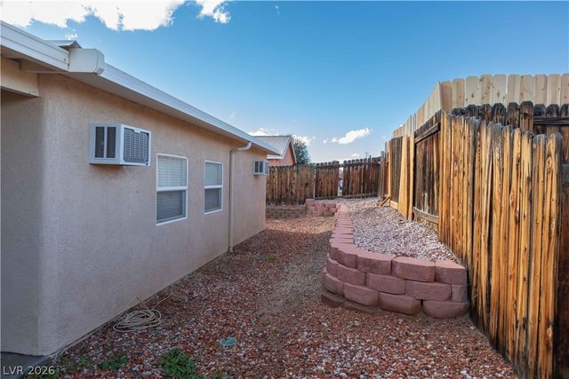 401 Honeysuckle Lane, Mesquite, NV 89027