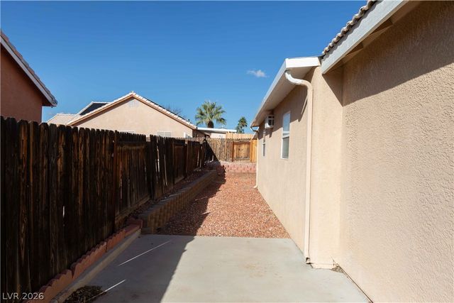 401 Honeysuckle Lane, Mesquite, NV 89027