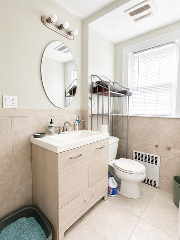18 Pierce St 1, Malden, MA 02148