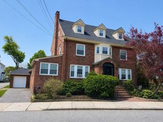 18 Pierce St 1, Malden, MA 02148