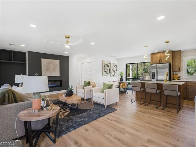 960 Pine Forest Drive, Mableton, GA 30126