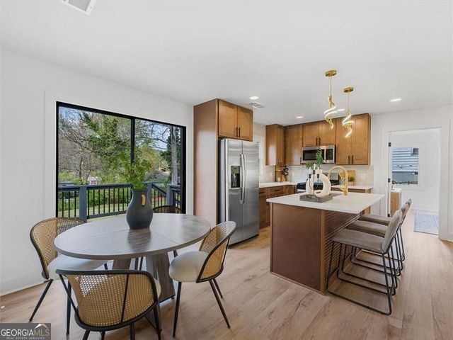 960 Pine Forest Drive, Mableton, GA 30126