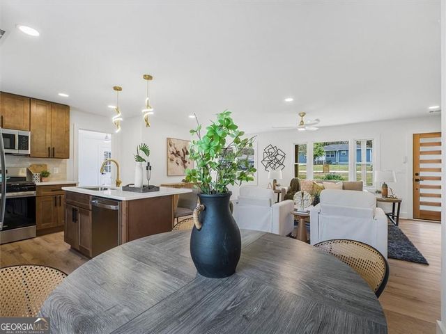 960 Pine Forest Drive, Mableton, GA 30126