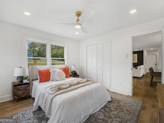 960 Pine Forest Drive, Mableton, GA 30126