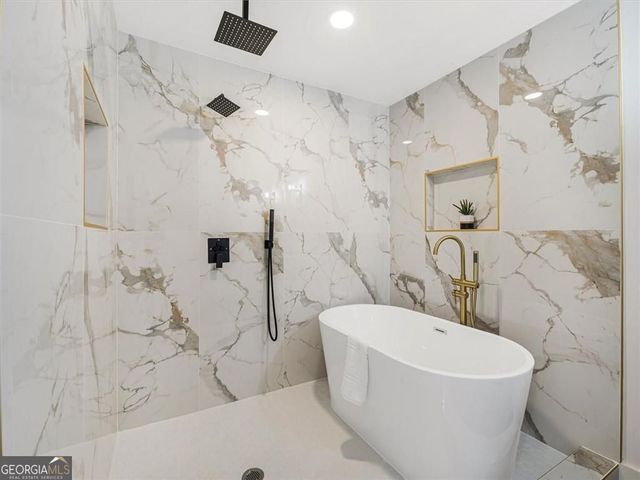 960 Pine Forest Drive, Mableton, GA 30126