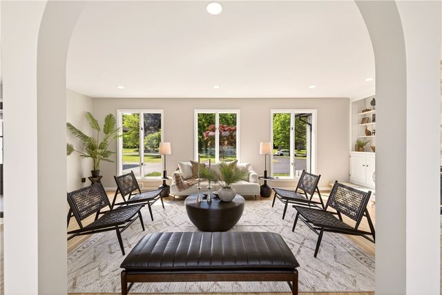 18 Widewaters Lane, Pittsford, NY 14534