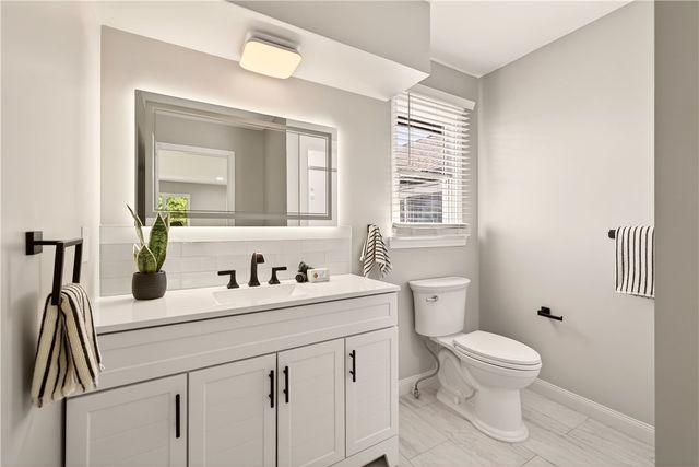 18 Widewaters Lane, Pittsford, NY 14534