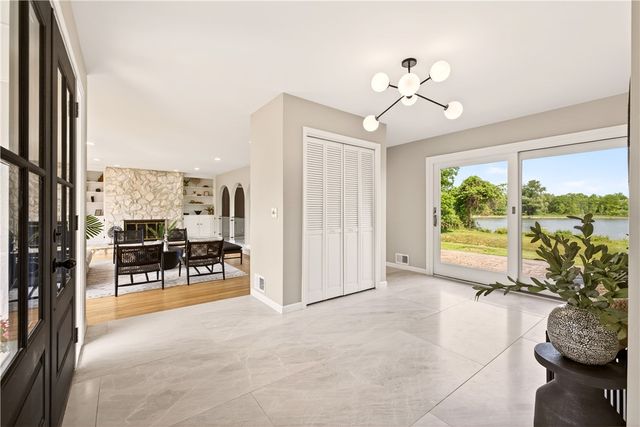 18 Widewaters Lane, Pittsford, NY 14534