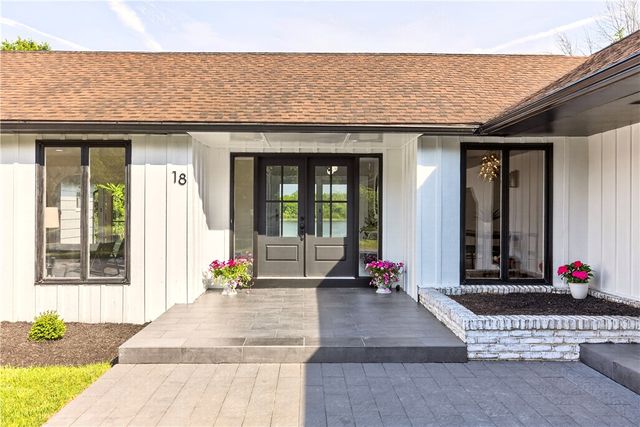 18 Widewaters Lane, Pittsford, NY 14534