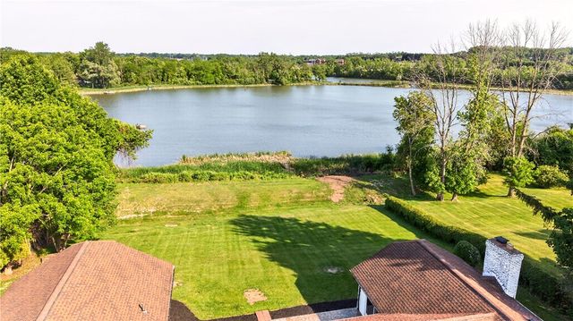 18 Widewaters Lane, Pittsford, NY 14534