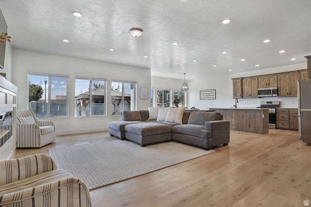 32 S 2560 E, Spanish Fork, UT 84660