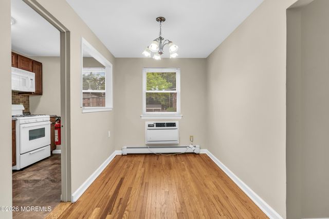 85 Manor Drive, Red Bank, NJ 07701