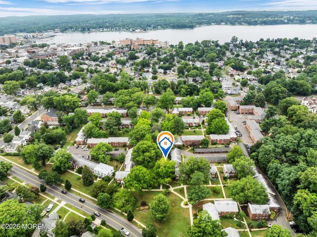 85 Manor Drive, Red Bank, NJ 07701