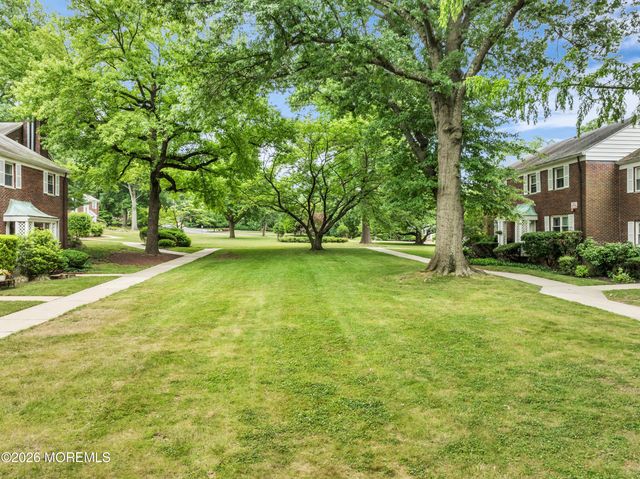 85 Manor Drive, Red Bank, NJ 07701