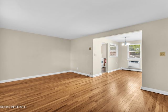 85 Manor Drive, Red Bank, NJ 07701