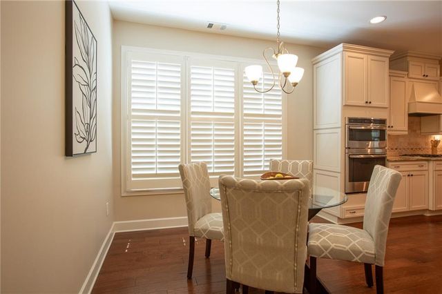 4042 Lavender Point, Gainesville, GA 30504