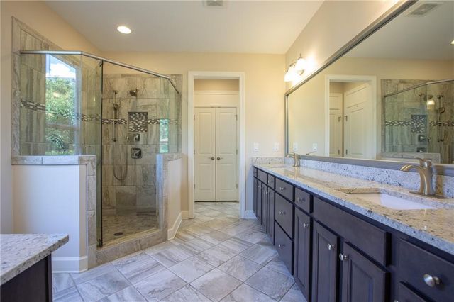 4042 Lavender Point, Gainesville, GA 30504