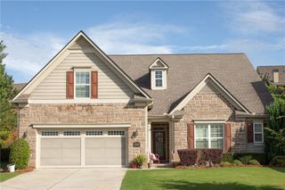 4042 Lavender Point, Gainesville, GA 30504