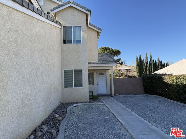 18238 Kalin Ranch Drive, Victorville, CA 92395