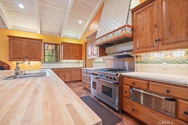 30718 Mesa Crest Road, Valley Center, CA 92082