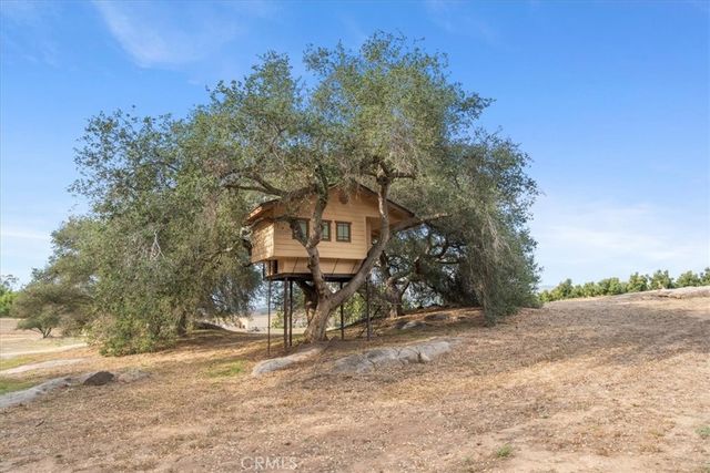 30718 Mesa Crest Road, Valley Center, CA 92082