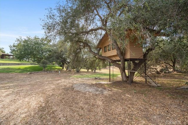30718 Mesa Crest Road, Valley Center, CA 92082