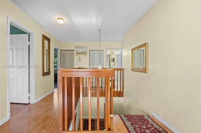 1001 SW 100th Ter, Pembroke Pines, FL 33025