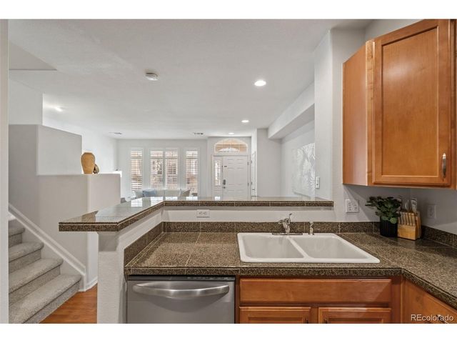 8339 Stonybridge Cir, Highlands Ranch, CO 80126