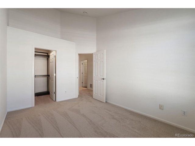 8339 Stonybridge Cir, Highlands Ranch, CO 80126