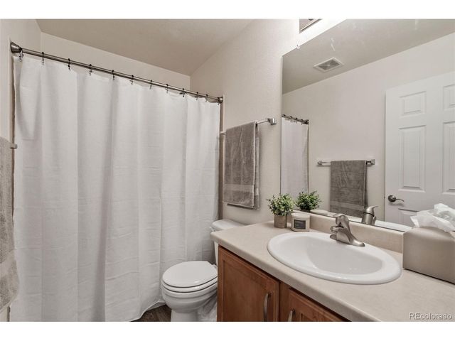 8339 Stonybridge Cir, Highlands Ranch, CO 80126