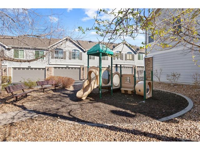 8339 Stonybridge Cir, Highlands Ranch, CO 80126