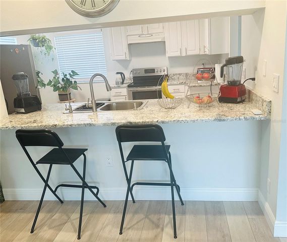 5061 BARRINGTON CIRCLE 1302, Sarasota, FL 34234