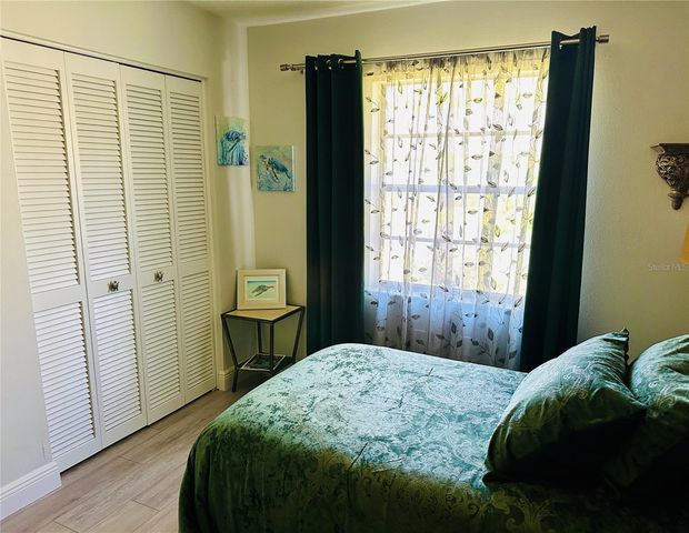 5061 BARRINGTON CIRCLE 1302, Sarasota, FL 34234