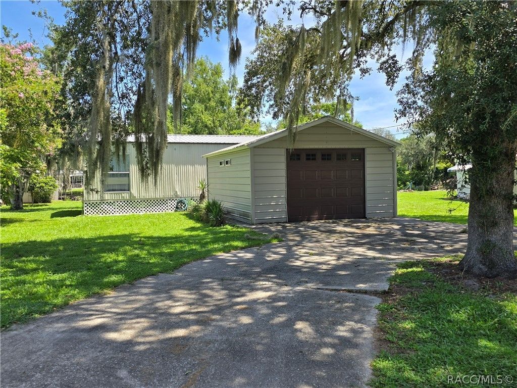 10292 E Pike Drive, Inverness, FL 34450