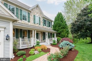 10 EDWIN MILLER DR, Glen Mills, PA 19342